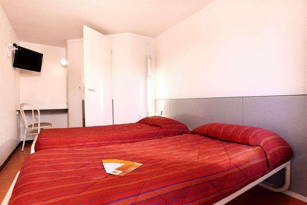 Hotelf1 Longwy Bagian luar foto