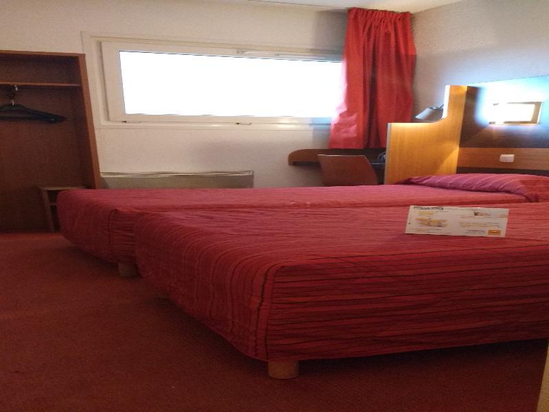 Hotelf1 Longwy Bagian luar foto
