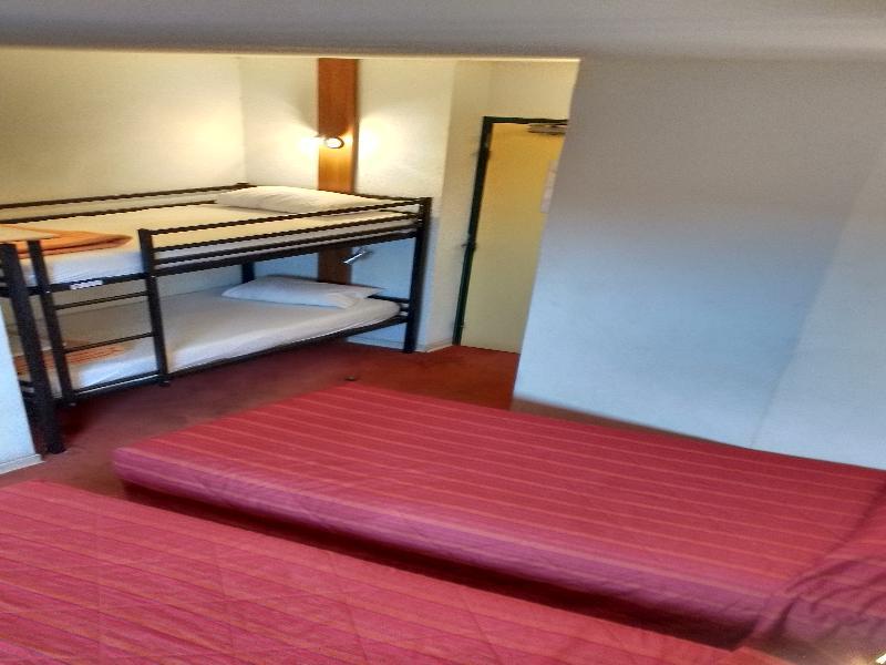Hotelf1 Longwy Bagian luar foto