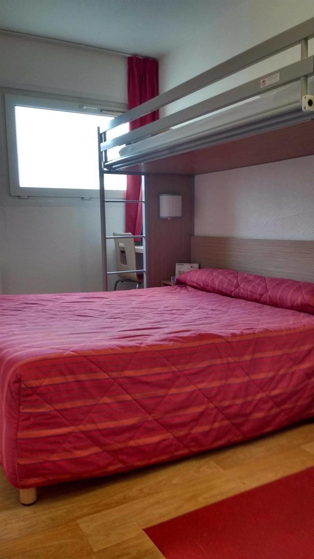 Hotelf1 Longwy Bagian luar foto