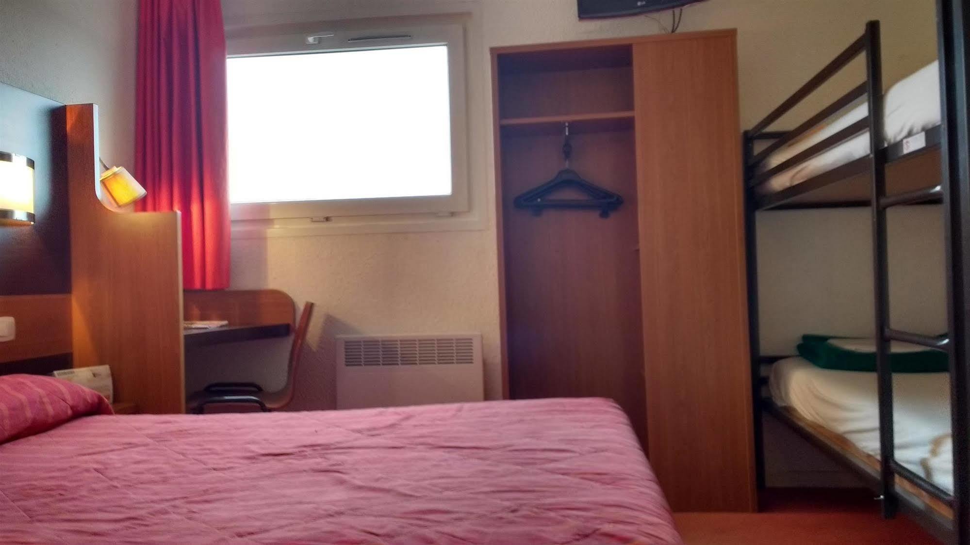 Hotelf1 Longwy Bagian luar foto